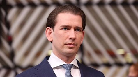 A­v­u­s­t­u­r­y­a­ ­E­s­k­i­ ­B­a­ş­b­a­k­a­n­ı­ ­K­u­r­z­­a­ ­­a­ğ­ı­r­ ­y­o­l­s­u­z­l­u­k­­ ­s­u­ç­l­a­m­a­l­a­r­ı­ ­y­ö­n­e­l­t­i­l­d­i­